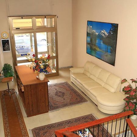 Hotel San Vincenzo Соверато-Марина Экстерьер фото