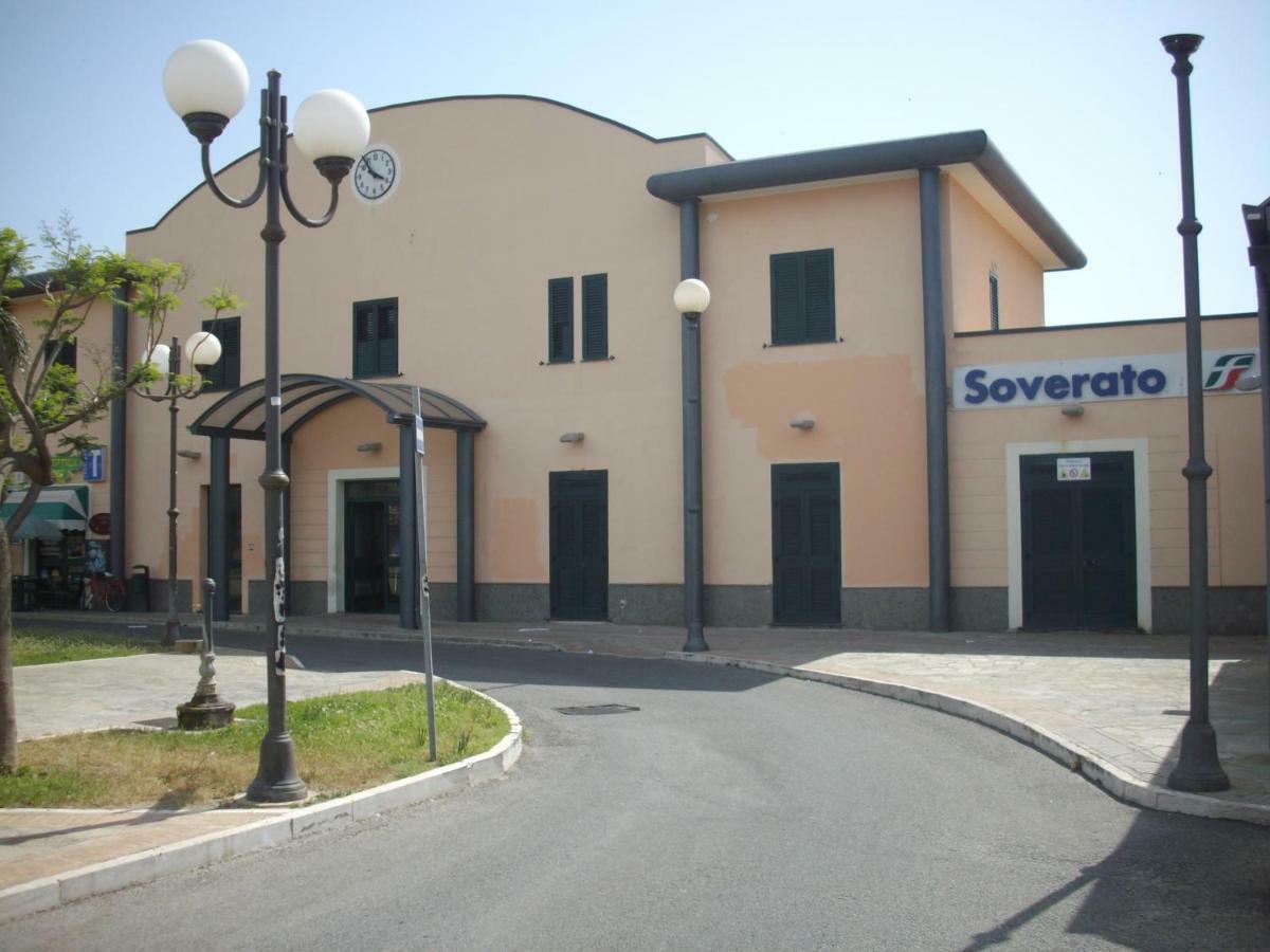 Hotel San Vincenzo Соверато-Марина Экстерьер фото